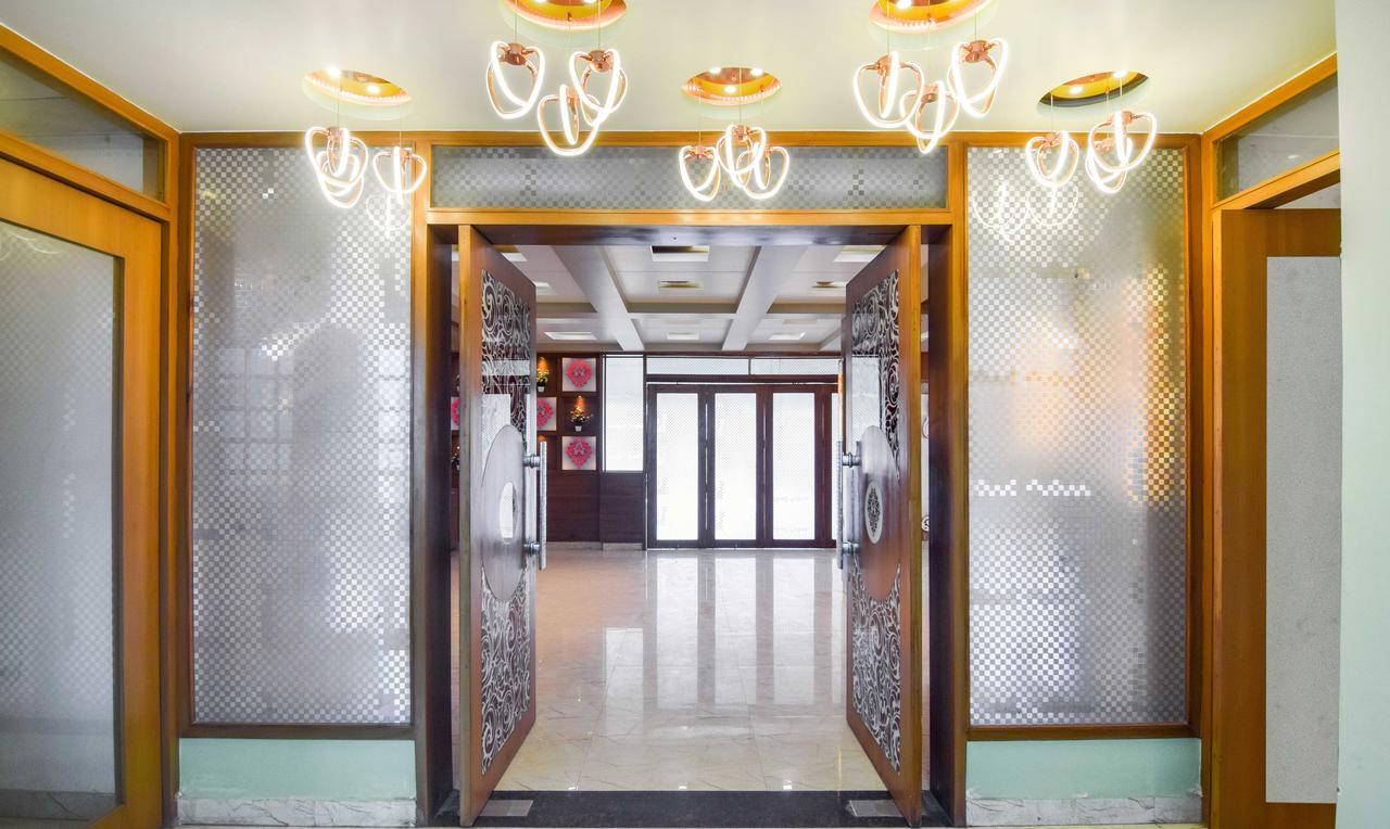 Hotel Saffron Варанасі Екстер'єр фото